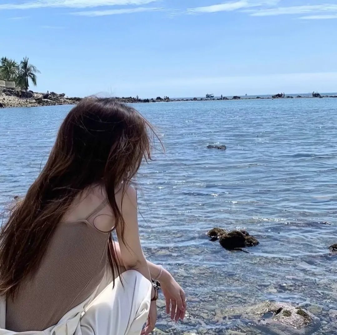 纯属虚构